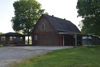 Image de Rut & Strut Ranch - 35 minutes from Mark Twain Lake! Quiet Cabin in the woods
