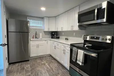 Image de Cozy New Apartment in North Massapequa