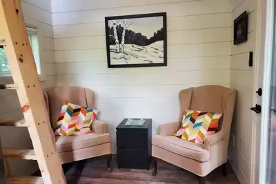 Image de Cozy North Loft on Lake Cecebe. Tranquility above Muskoka at Rockwynn Cottages