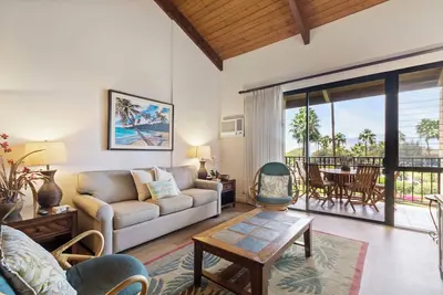 Image de Maui Getaway | Ocean View | A/C | Pool | Walk to Shops & Dining