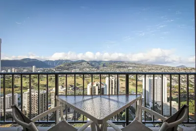 Image de Aston Waikiki Sunset 1bmv | Mountain Views – Heated Pool & Spa