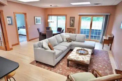 Image de Lake Condo 2 Bedroom