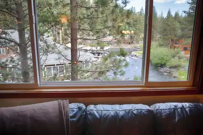 Image de Newly Listed Remarkable Alpine Meadows River Run Condo, Private River Views