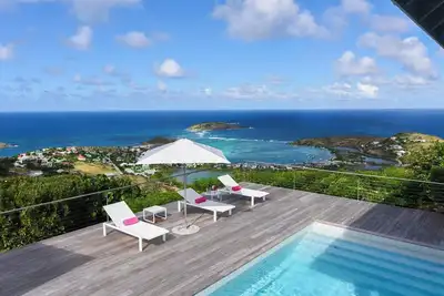 Image de Villa Abby 2br in Vitet by Personal Villas - Breathtaking Paradise
