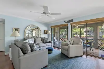 Image de Turtle's Nest: Your Beach Stroll Sanctuary