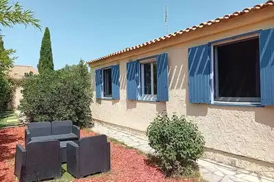 Image de Votre Maison-piscine au soleil!