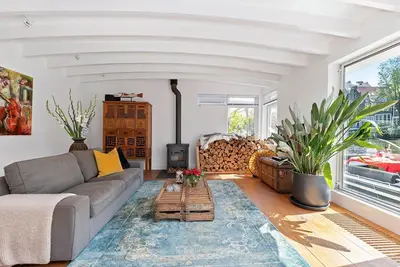 Image de Luxury large Houseboat-Apartment with Airco in City Center.