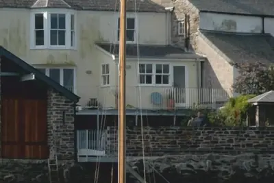 Image de Spacious Waterfront House in an Enviable Position Overlooking the River Fowey