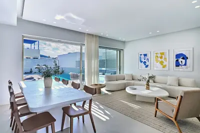 Image de Amazing Villa for10 with pool 10 minute walk from the centre of Naoussa Paros