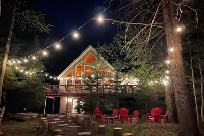 Image de Private Lakefront Oasis with Game Room - Perfect Secluded Ski Retreat!