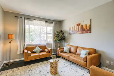 Image de Home w/ Patio & Games ~ 17 Mi to Denver!