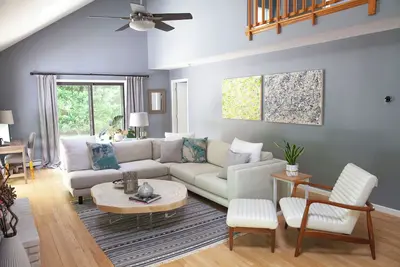 Image de East Hampton Getaway, close to beaches & village