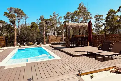 Image de Dog-Friendly Oasis with Private Pool, Kids' Splash Pad & All Amenities Included