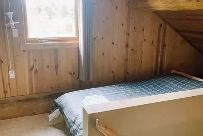 Image de Cabin(s) available for family(s) next to other