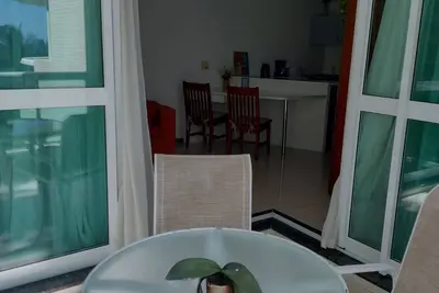 Image de A jewel by the sea: beautiful apartment on the most desired beach in Rio!