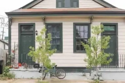Image de Comfortable Mid-City Getaway!