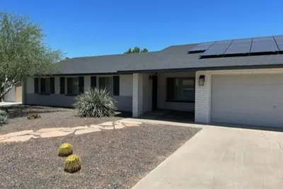 Image de Amazing 3 bedroom, 2 bathroom oasis near Kierland and Desert Ridge.