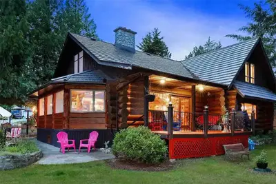 Image de Log Home with 4 bedrooms 3 bathrooms