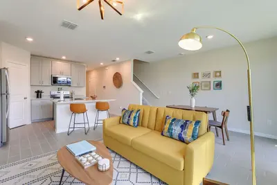 Image de Sunny Nokomis Vacation Rental Near Trails & Beach!