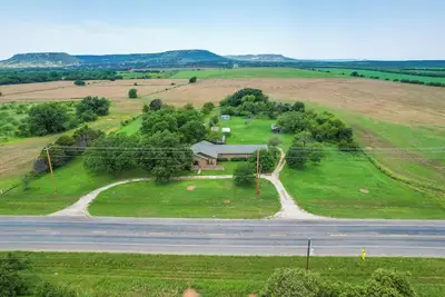 Image de Serene Buffalo Gap Oasis on 4 Secluded Acres!
