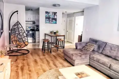 Image de Modern 2 bedroom 2 bath between Boston and Salem