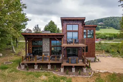 Image de Elevated Elk - Million dollar view, hot tub, excellent location!