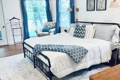 Image de Cozy little lake cottage on Buck Lake!