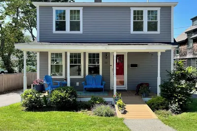 Image de Comfortable, family-friendly home just steps from Willard Beach!