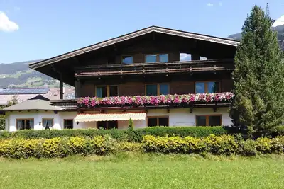 Image de Appartement spacieux Ă Aschau