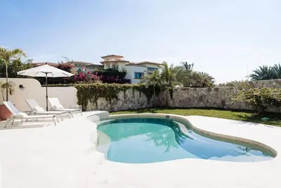 Image de Luxury Villa Retreat, Pool, 300 yards from Beach
