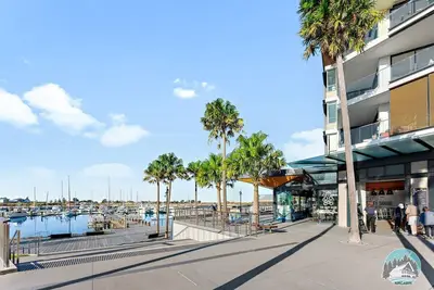 Image de Aircabin - Shell Cove - Next to Marina - 2br Apt