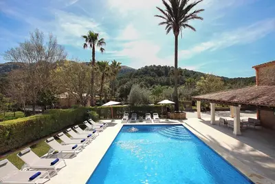 Image de Villa La Mola, im Nordwesten Mallorcas, Nähe Pollenca. Gehobene Ausstattung. A/C