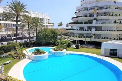 Image de Superior 4 bedroom apartment, Marbella center, close to the beach promenade