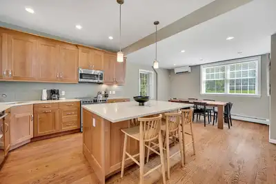Image de Turnkey Home in Downtown Rye