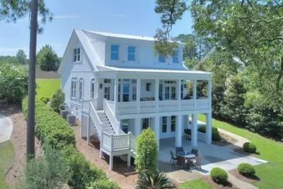 Stunning views of Lake Blackshear!
