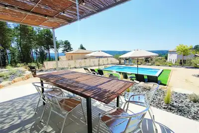 Image de Villa climatisée, piscine privée chauffée