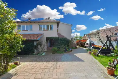 Image de Apartment 2228\/68204 (Istria - Bale), 6000m from the beach