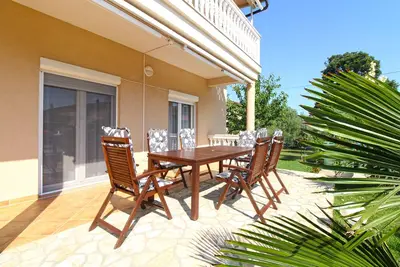 Image de Apartment 2266\/75382 (Istria - Valbandon), 1750m from the beach