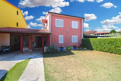 Image de Apartment 2281/76013 (Istria - Pula), 2500m from the beach
