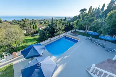 Image de Stunning Villa with Panoramic Views of the Med