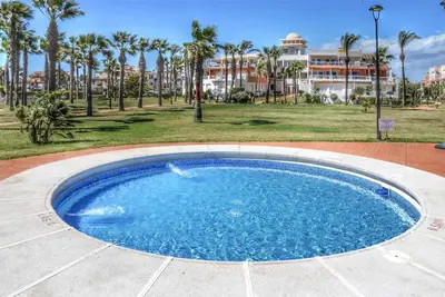 Image de Apartamento de Lujo con Salida a la Playa