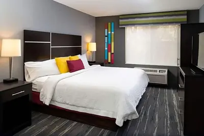 Image de Close to Hiking Trails and Outdoor Activities! Free Breakfast, Pets Allowed!