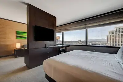 Image de Vdara Lux Room w\/ Bellagio, Paris & Sphere Views
