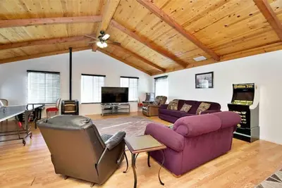 Image de Yosemite Lakes 7-Br 10-Bed Ping Pong, Great Games! Family getaways!