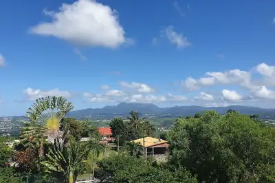 Image de Appart moderne avec vue Mer & Pitons