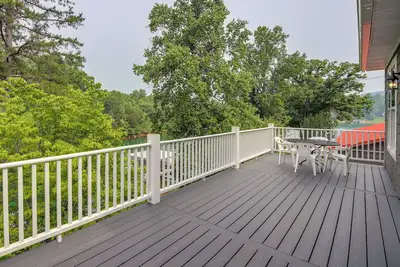 Image de Lakefront Sharps Chapel Retreat w\/ Boat Dock!