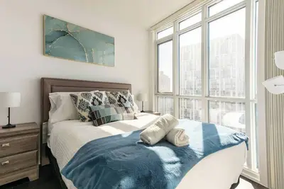 Image de Elegant Lakeview - One Free Parking