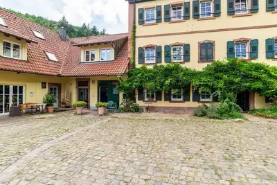 Image de Gîte 'Gutshof Kaiserbacher Mühle' Vacances en famille et entre amis entre forêt et vin