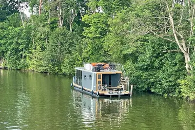 Image de Bateau-logement sans permis \"My Way\" sur le plateau du lac de Mecklembourg