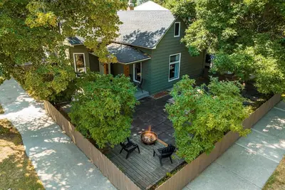 Image de Lux North End Gem w/ Gourmet Kitchen and Spa-Inspired Master Bathroom | 10 min Walk to Hyde Park
